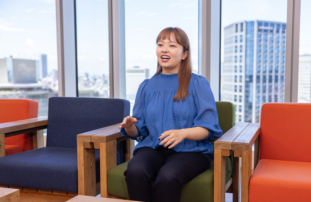 鑓水さんインタビューカット